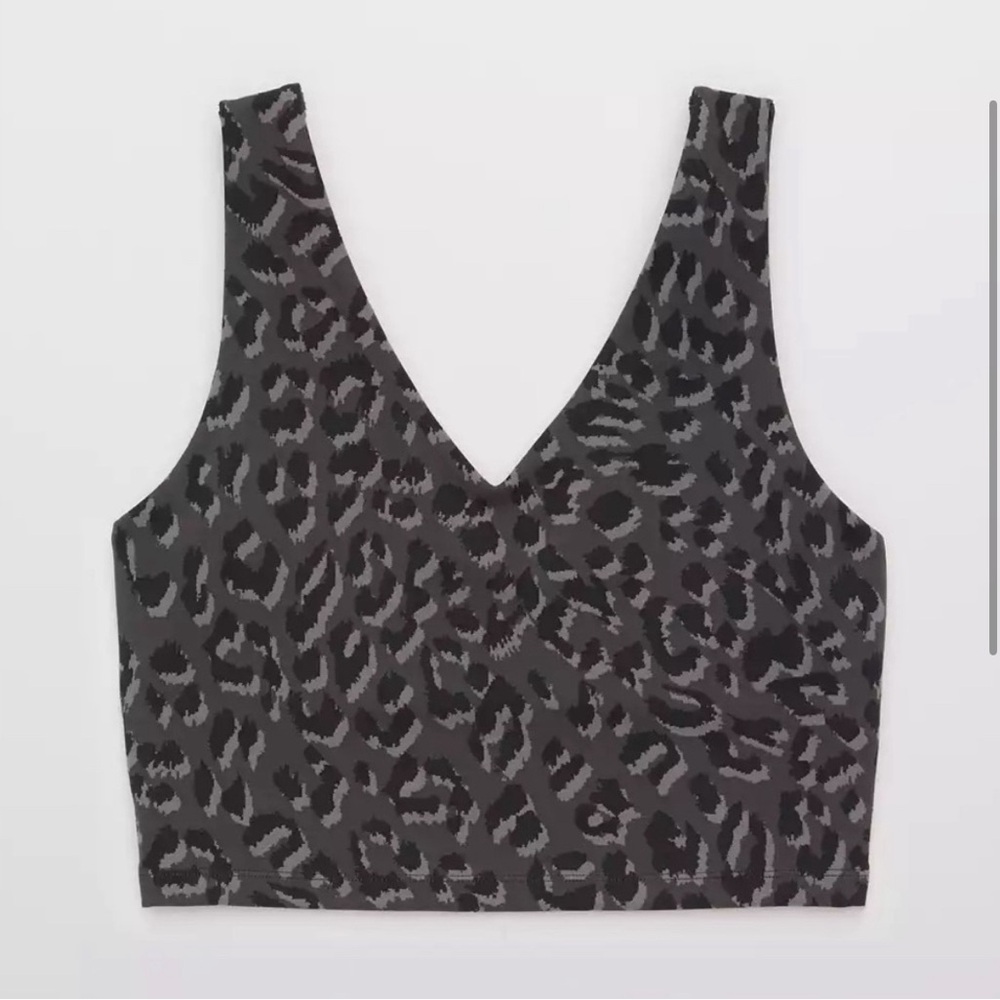 Aerie Offline Leopard Jacquard Sports Bra Size Medium